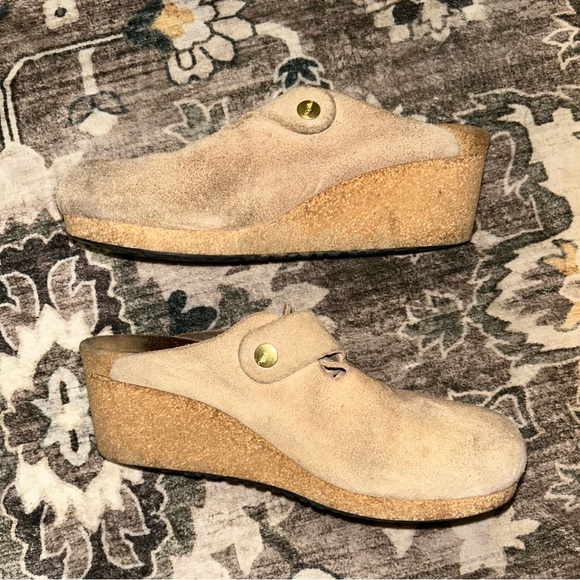 Papillio birkenstocks Tan Suede Loafers with Gold Buckle - Picture 4 of 6